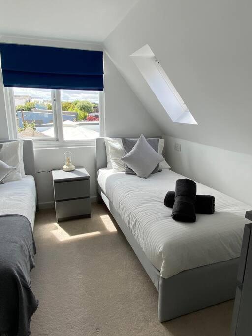 Flat Lode Nook Modern 2 Bed Home With Hot Tub Pool Exterior foto
